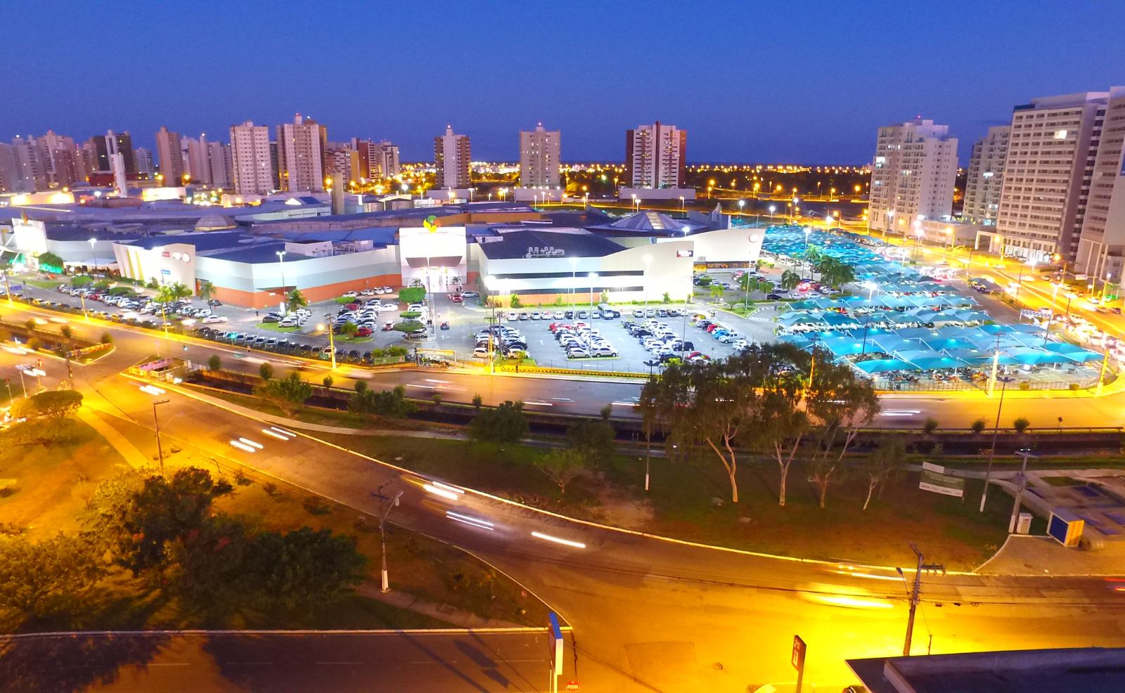Shopping Jardins: compras, lazer e conveniência encontram-se perto de você